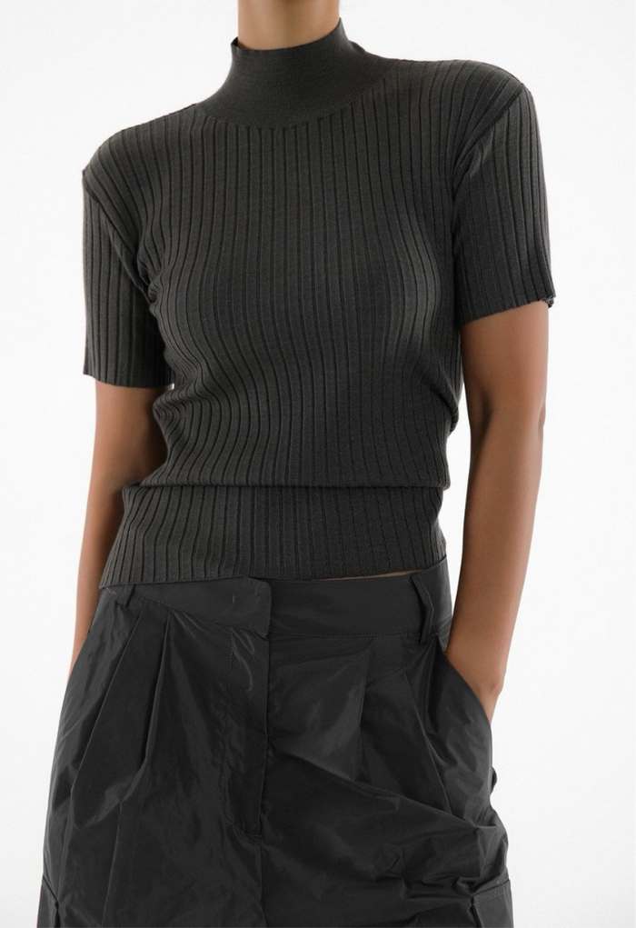 High neck top