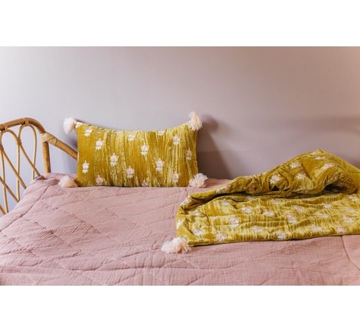 Patty Pillow Honey
