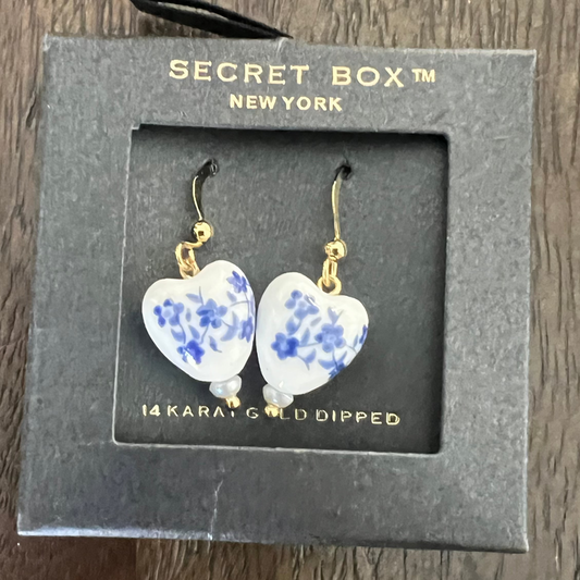 Secret Box Heart Blue Flowers Earring