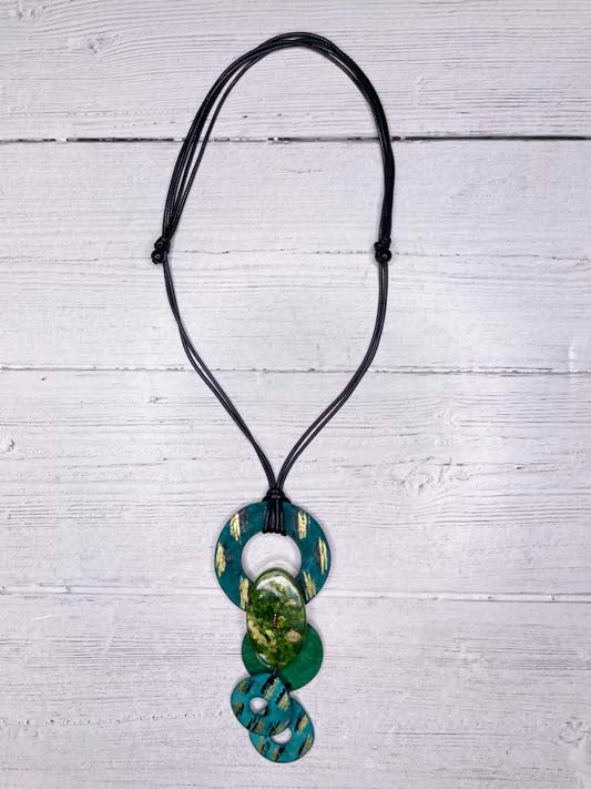 Alisha D Handmade Women's Necklace Shell Resin Pendant Green