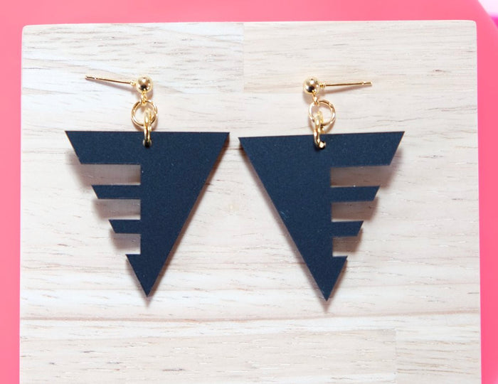 Babs Black Earrings
