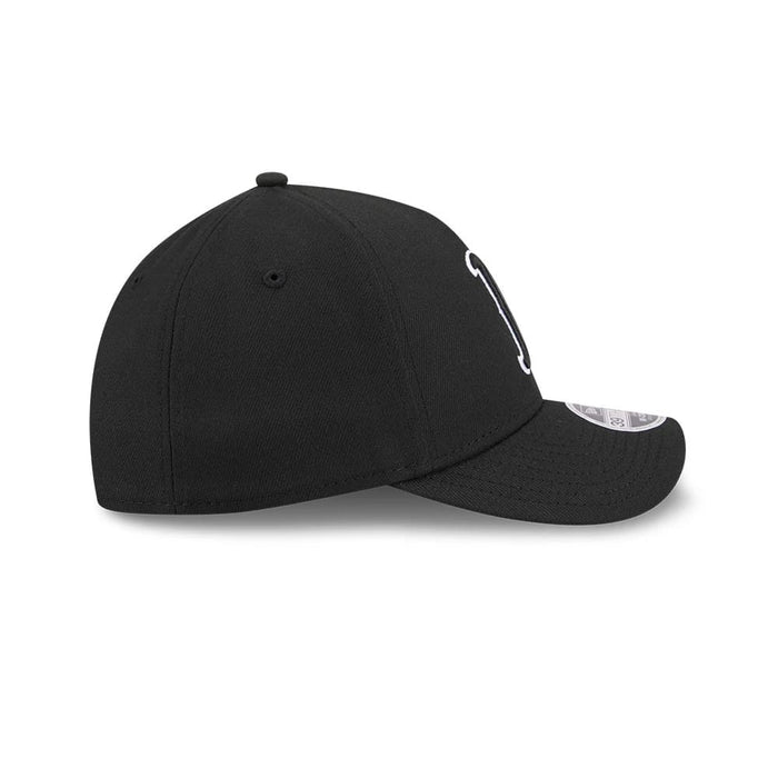 Pictured is this MLB Boston Red Sox 39THIRTY M-Crown A-Frame Stretch Fit cap in black. 7