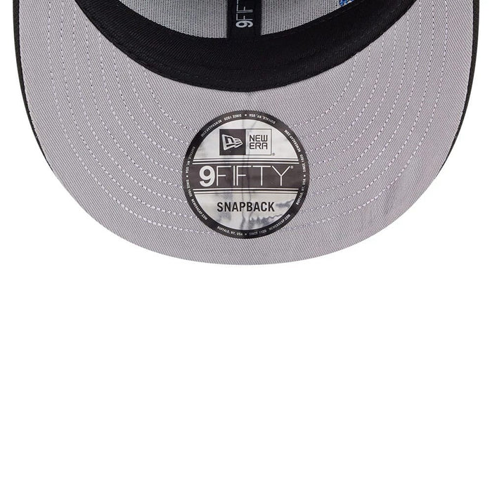 Pictured is this MLB Vissurf Boston Red Sox 9FIFTY Snapback cap in black. 2