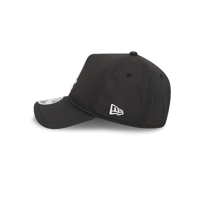 Pictured is this MLB Quickstrike Chicago White Sox 9FORTY Apex cap in black. 5