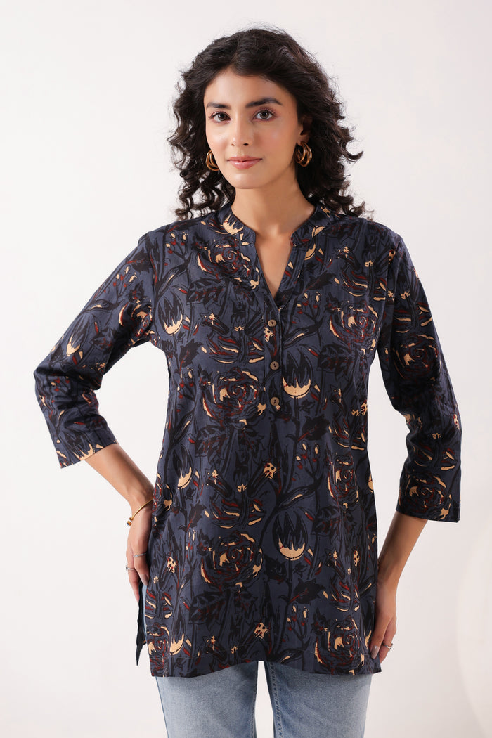 EarthLeaf Relaxed Grey Cotton Top