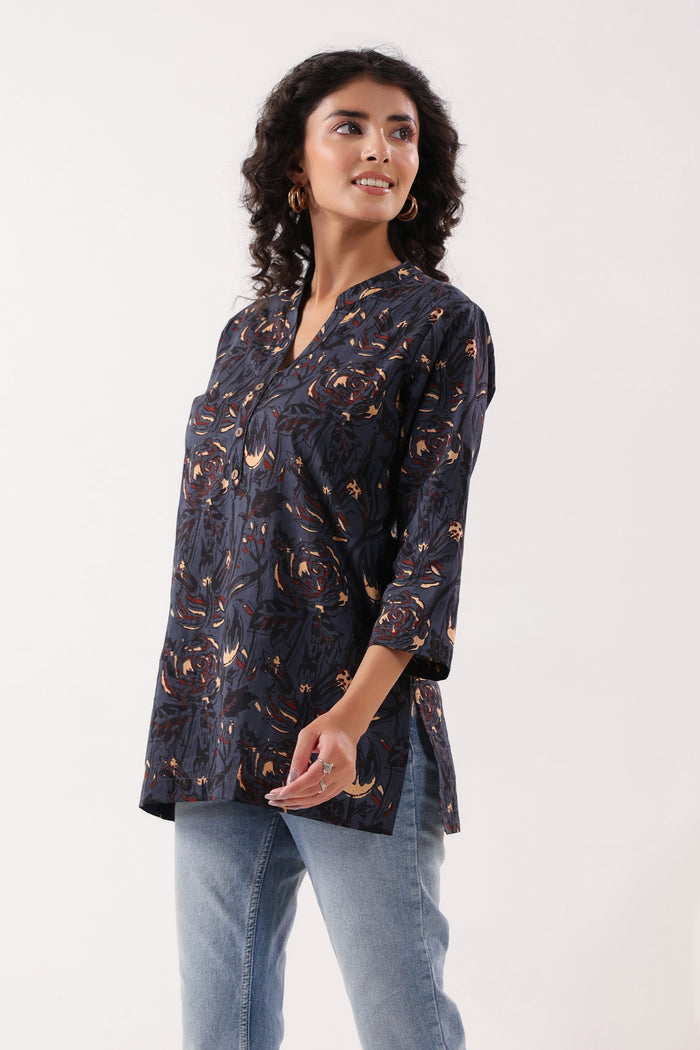 EarthLeaf Relaxed Grey Cotton Top