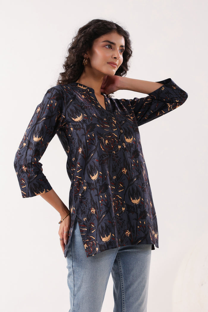 EarthLeaf Relaxed Grey Cotton Top