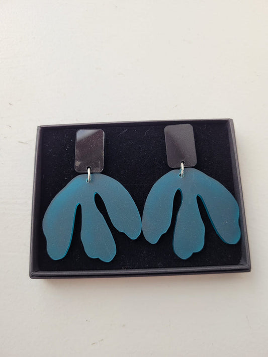 Fleur-De-Lis Black and Teal Drop Earrings