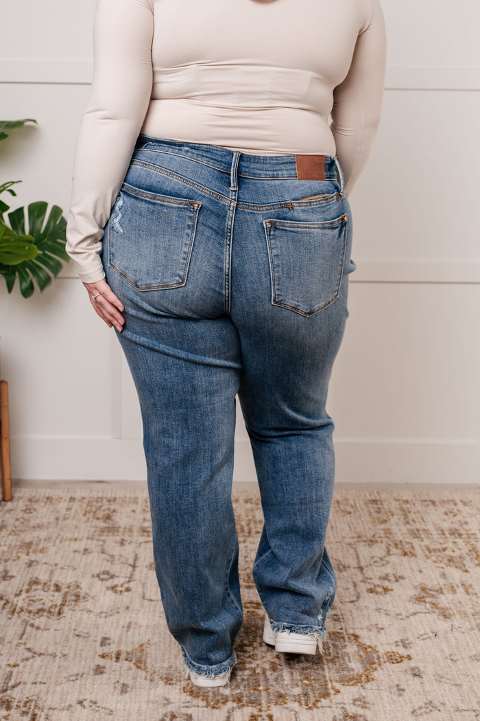 Judy Blue Mid Rise Cell Phone Pocket Dad Jeans