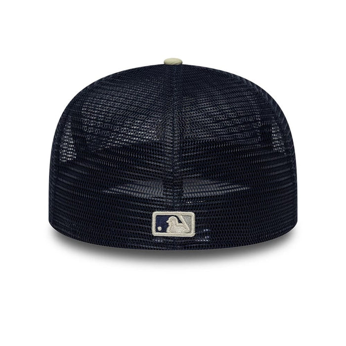 Pictured is this MLB All Mesh LA Dodgers 59FIFTY Fitted cap in navy. 5