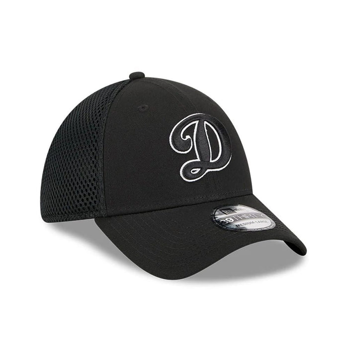 Pictured is this MLB Evergreen Cooperstown LA Dodgers 39THIRTY Stretch Fit cap in black. 4