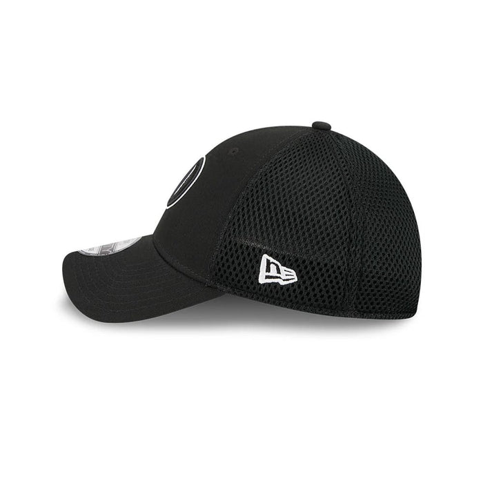 Pictured is this MLB Evergreen Cooperstown LA Dodgers 39THIRTY Stretch Fit cap in black. 5