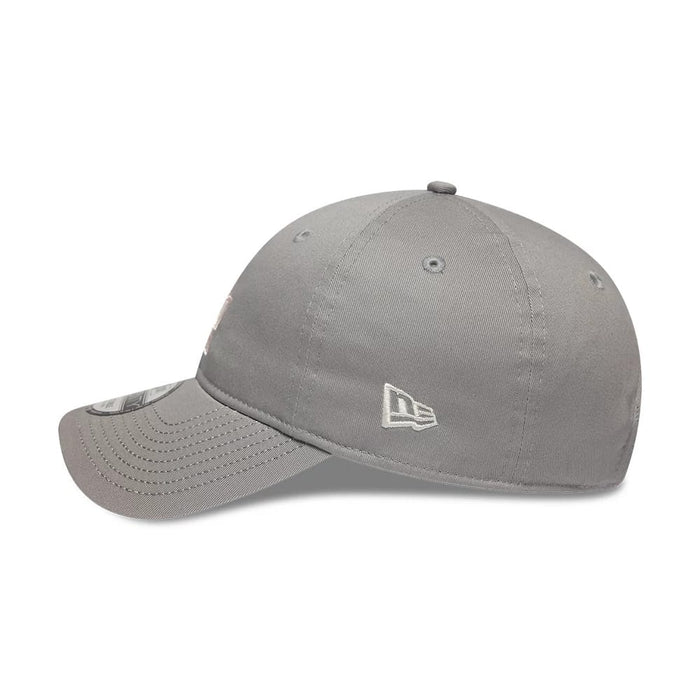 Pictured is this MLB Sakura Nagashi LA Dodgers 9TWENTY cap in grey. 6