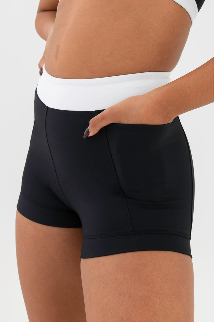 Level Up Short