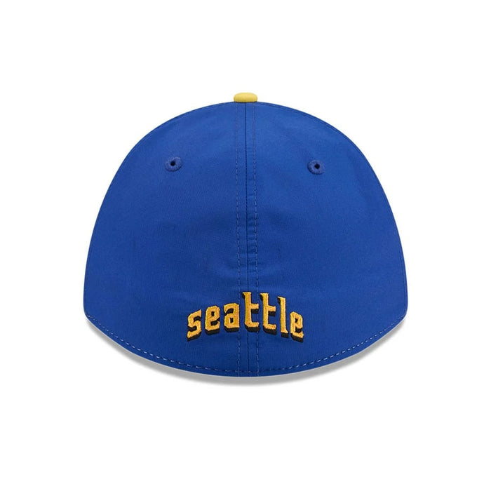 Pictured is this MLB City Connect Seattle Mariners 39THIRTY M-Crown A-Frame Stretch Fit cap in Black. 5