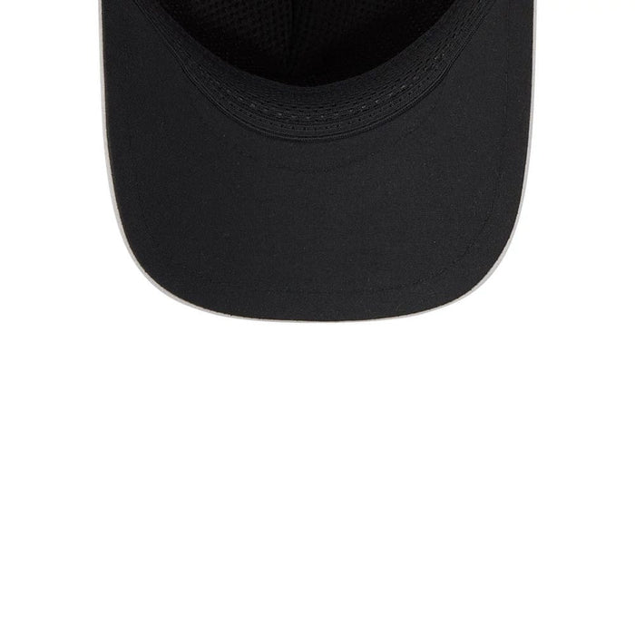 Pictured is this MLB Quickstrike Milwaukee Brewers 9FORTY Apex cap in Grey. 2