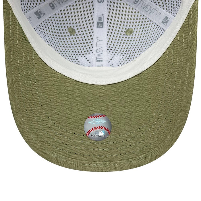 Pictured is this MLB Herringbone New York Yankees 9TWENTY cap in green. 5