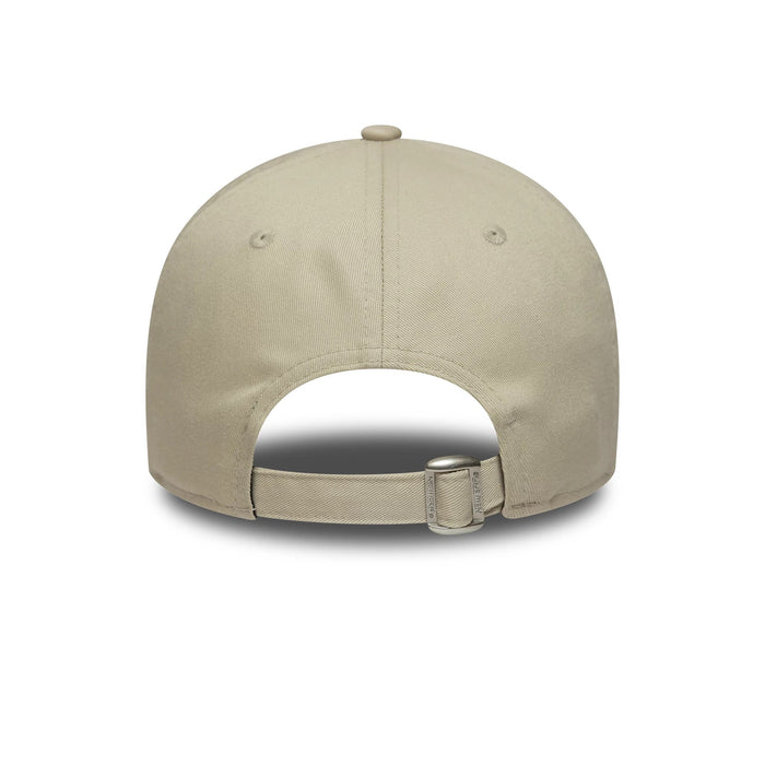 Pictured is this MLB Outline Camo New York Yankees 9FORTY in Cream. 4