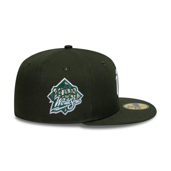 This is a New York Yankees MLB Sidepatch Dark Green 59FIFTY Fitted Cap 5