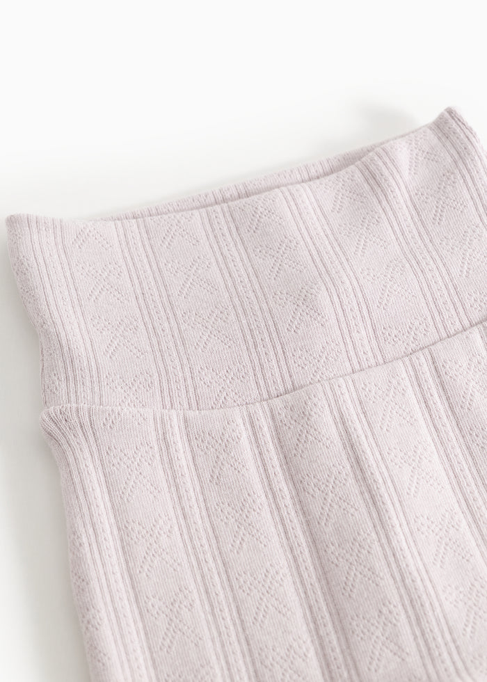 Baby leggings in dusty purple with ribbed pattern and wide waistband