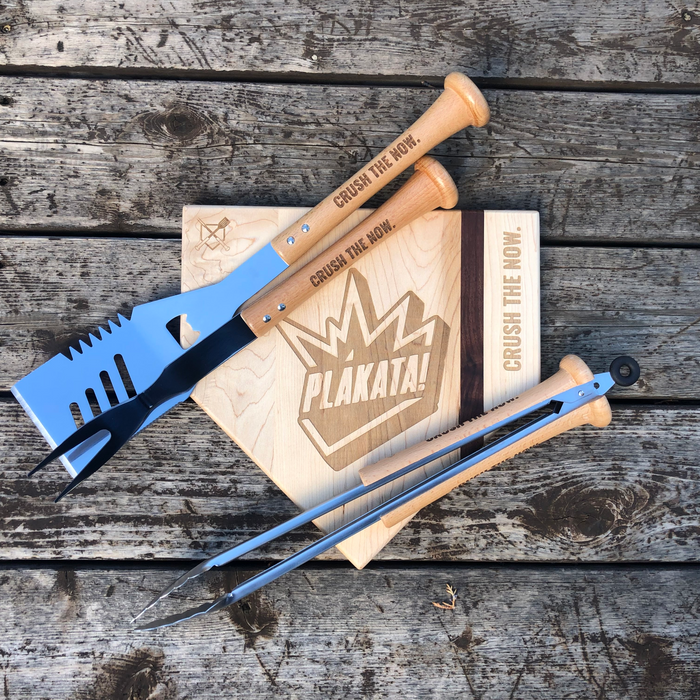 PLÁKATA! "Heavy Hitter" Grill Set