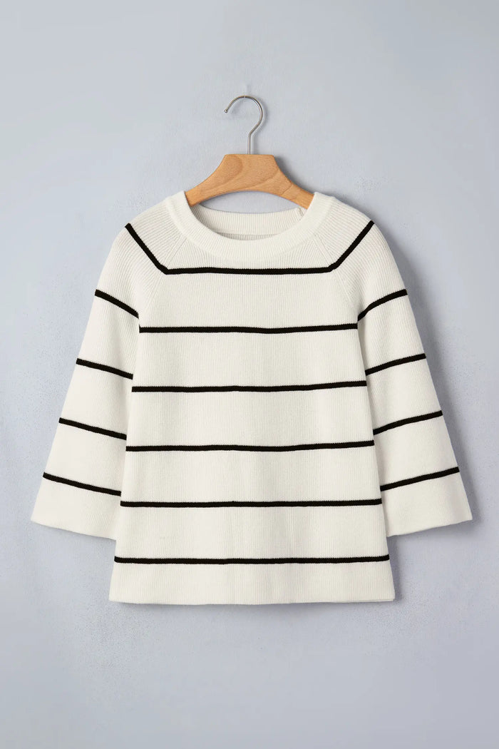 Ribbed Knit Half Sleeve Loose Sweater Tee – White Stripe
