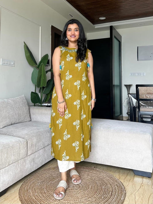 Roshni Sleeveless Cotton Tassel Kurta- Olive Boota