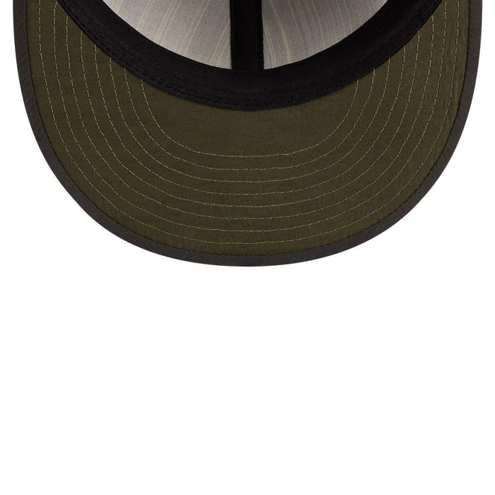 Pictured is this MLB Nylon Seattle Mariners Retro Crown 9FIFTY cap in black. 7
