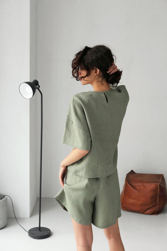 Women's Linen T-Shirt ASTER in Olive
