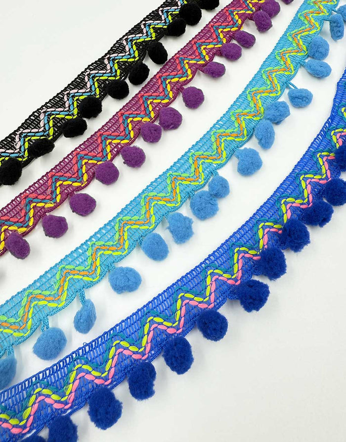 Zig Zag Pom Pom Trim, 35mm