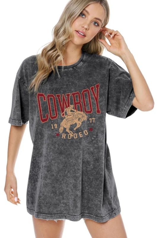 Zutter Cowboy 1977 Rodeo Western Graphic Boyfriend Tee